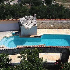 Kafadar, Okrug Gornji Apartment Trogir